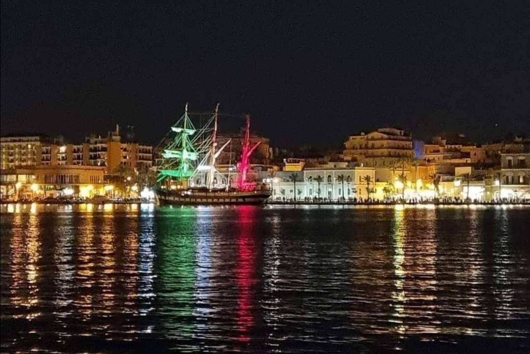 Centro Storico Mare Fuori Villa Brindisi Ngoại thất bức ảnh